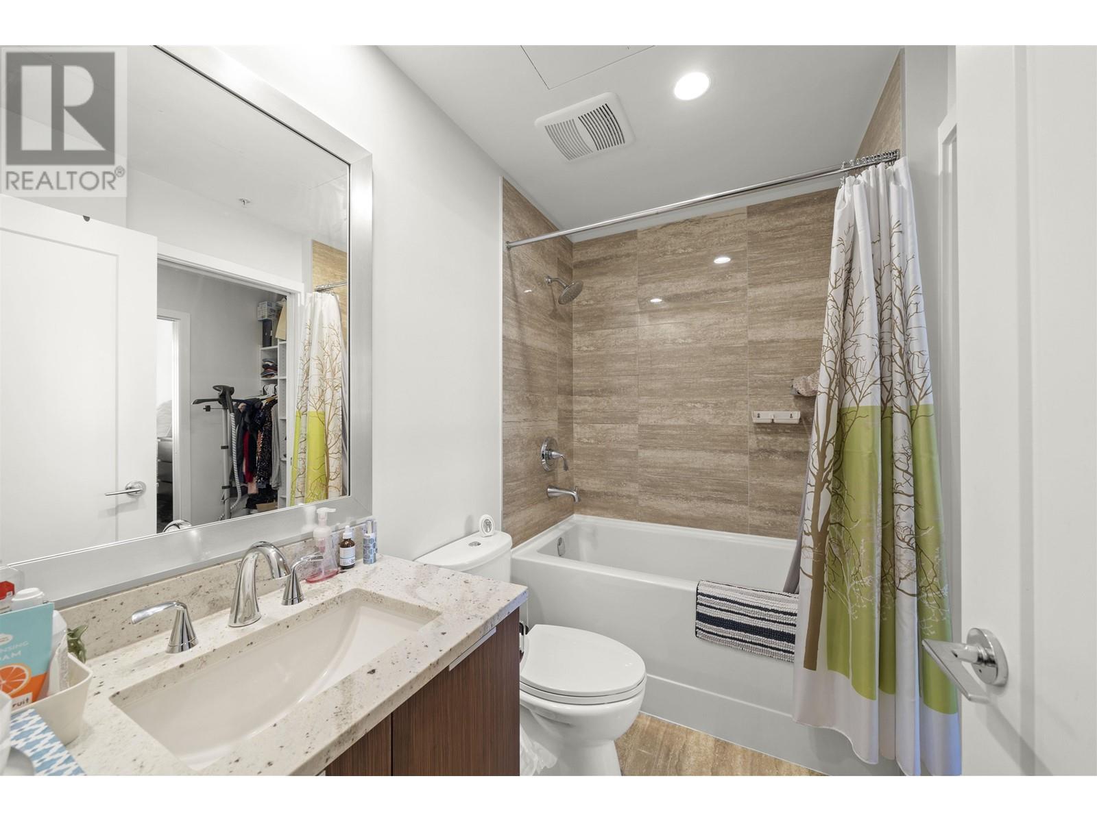 Photo 9 of 904 8699 Hazelbridge Way, Richmond BC