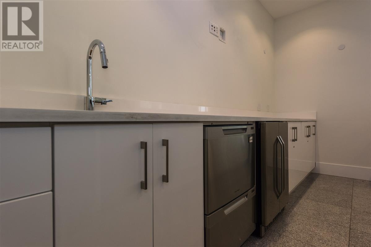 Photo 11 of 1487 W Pender Street, Vancouver BC