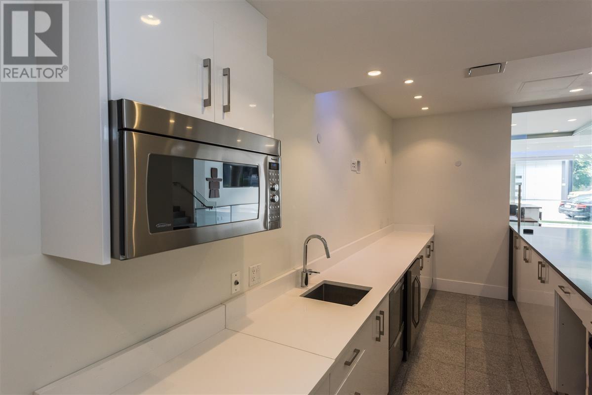 Photo 9 of 1487 W Pender Street, Vancouver BC