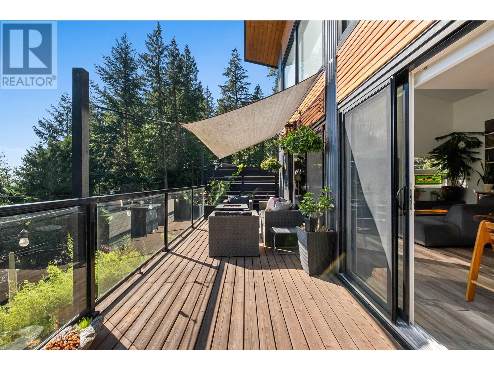 955 WINDJAMMER ROAD, Bowen Island