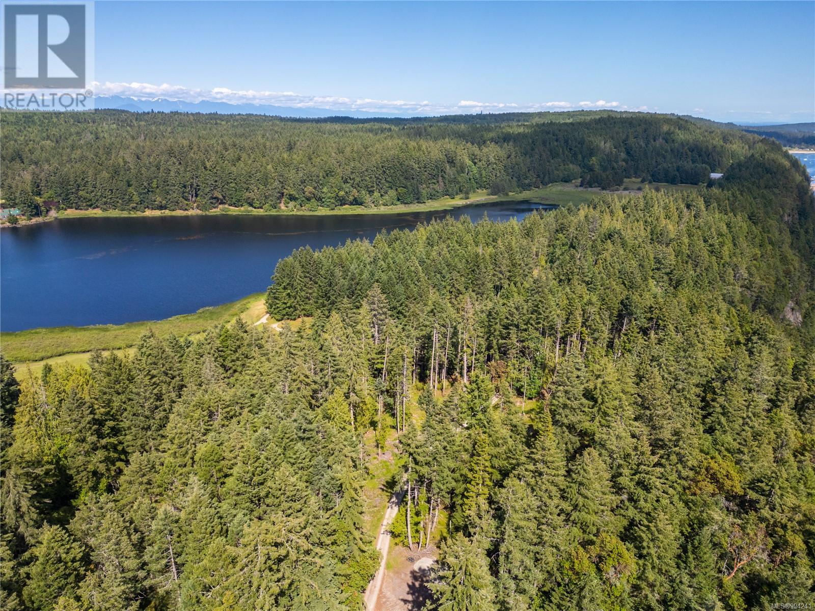 909 South Rd, Gabriola Island