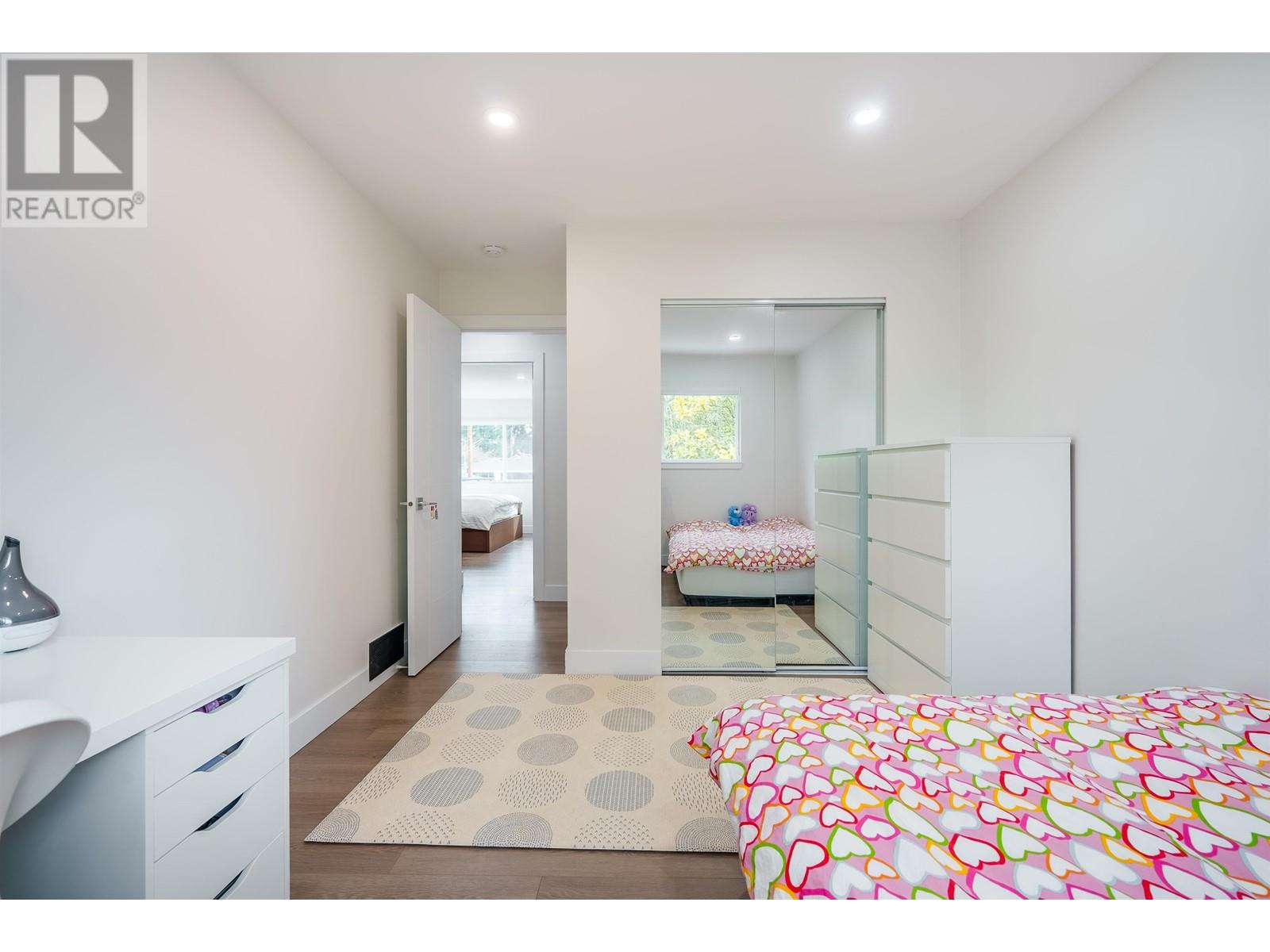 757 E 18TH STREET, North Vancouver