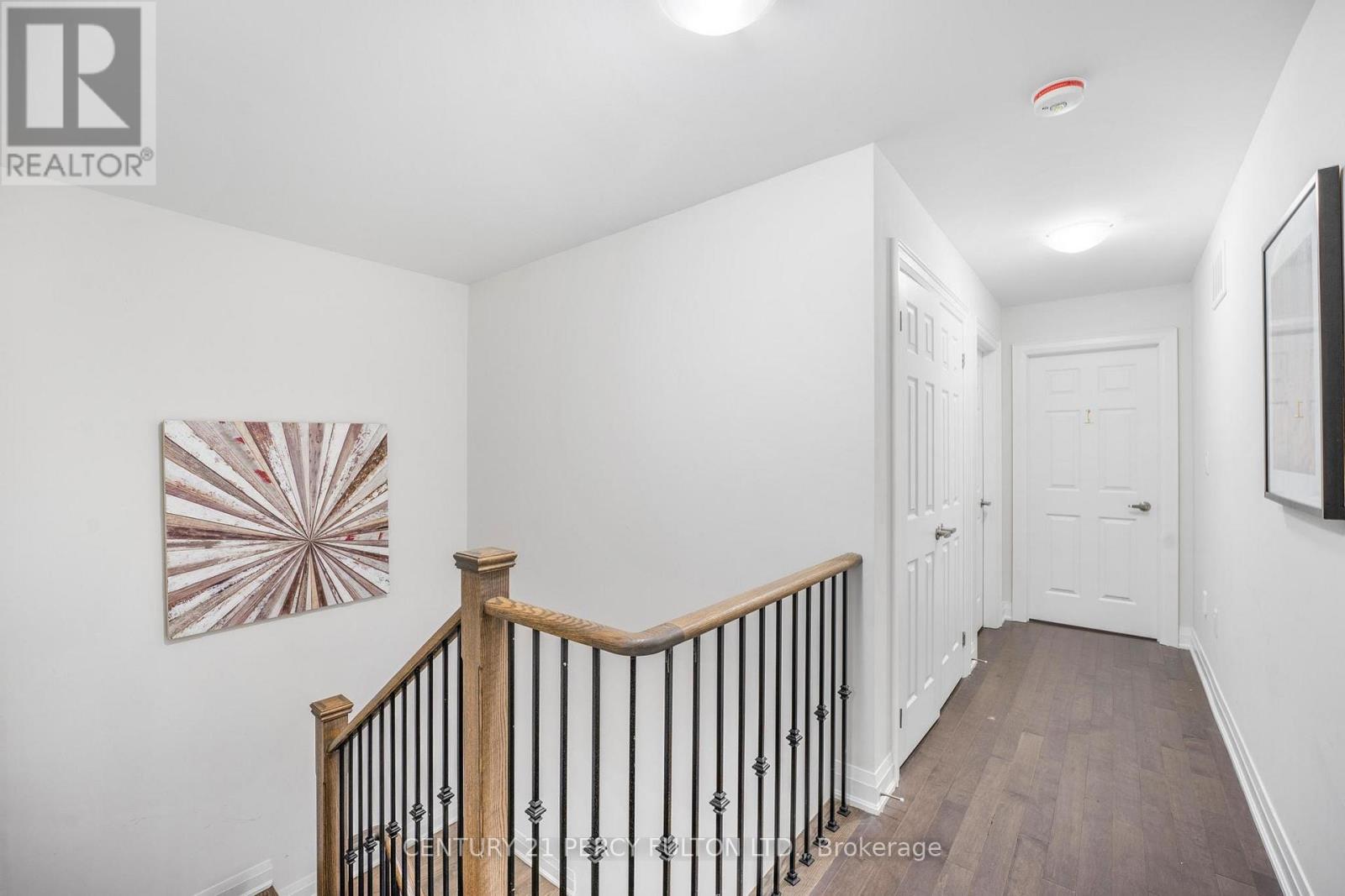 Photo 17 of 343 Northglen Boulevard W, Clarington ON