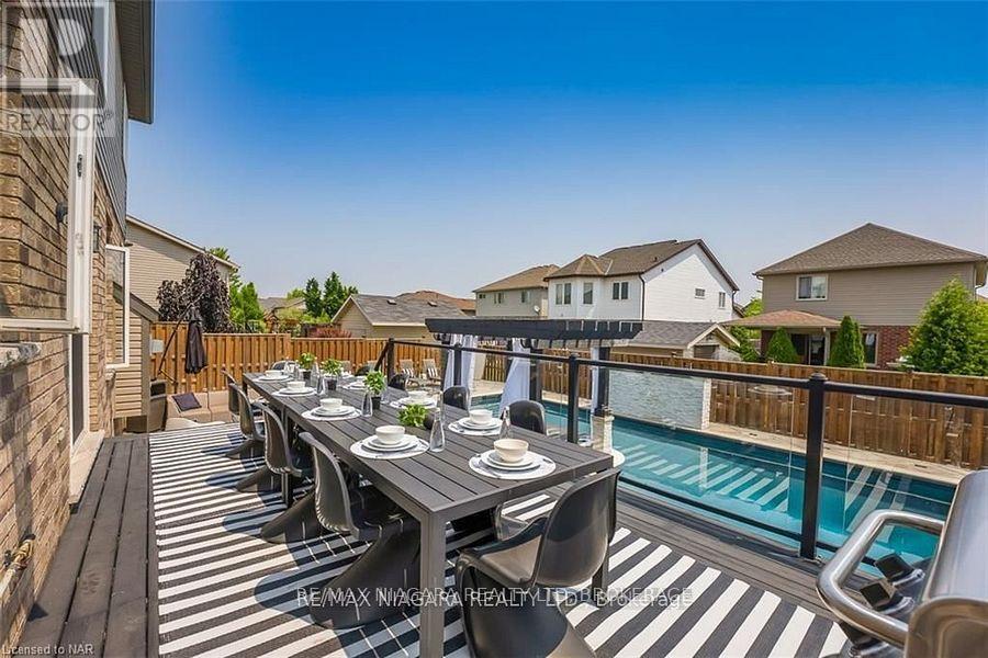 Photo 14 of 6618 Flora Court, Niagara Falls ON