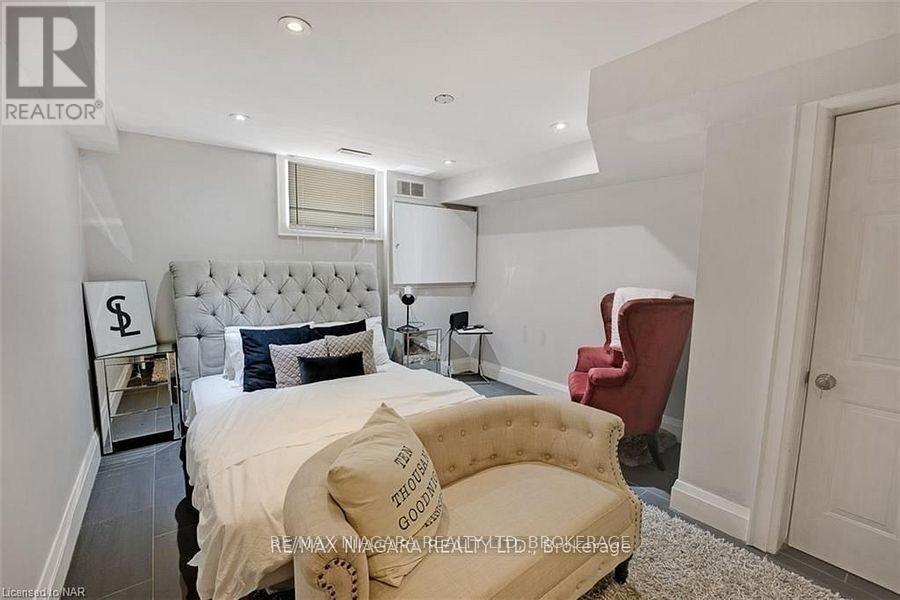 Photo 30 of 6618 Flora Court, Niagara Falls ON