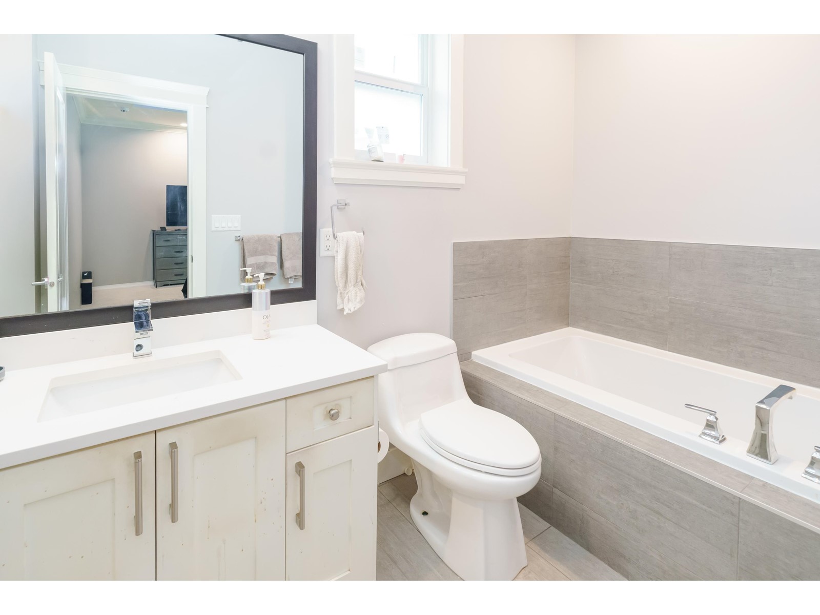33938 MCPHEE PLACE, Mission