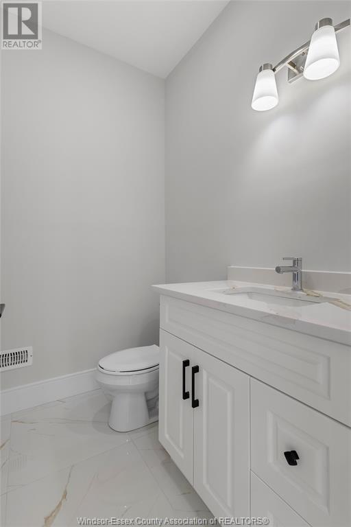 Photo 13 of 78 Noble Court, Amherstburg ON