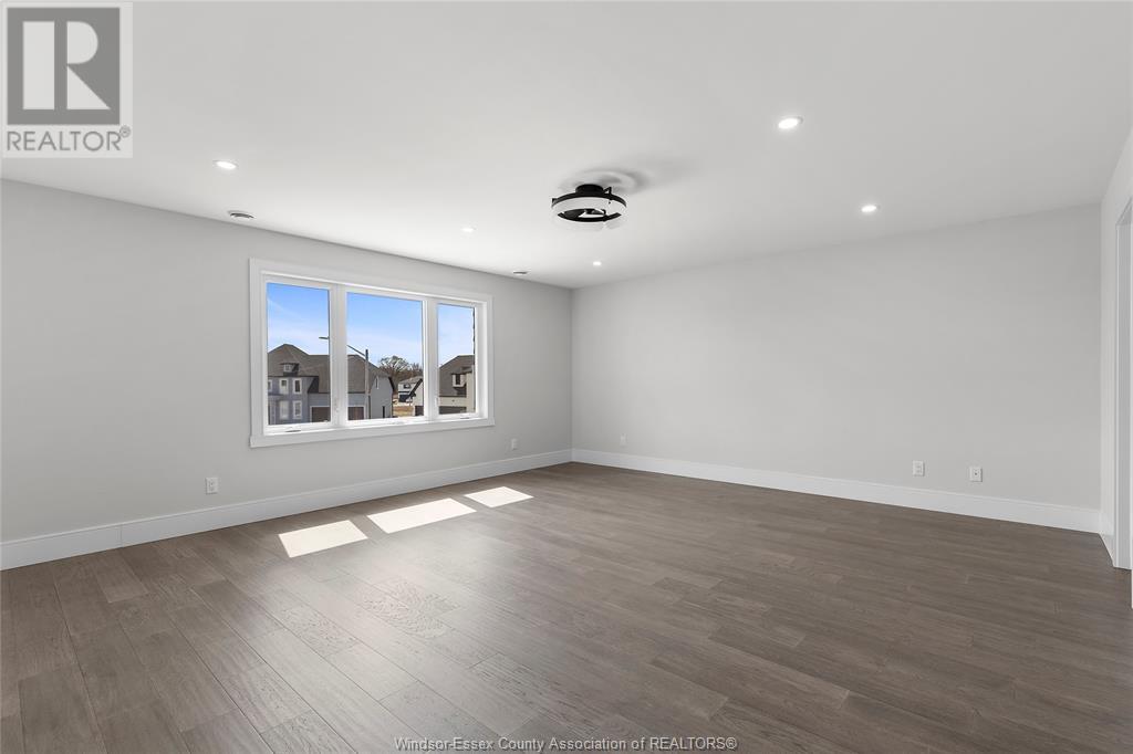 Photo 16 of 78 Noble Court, Amherstburg ON