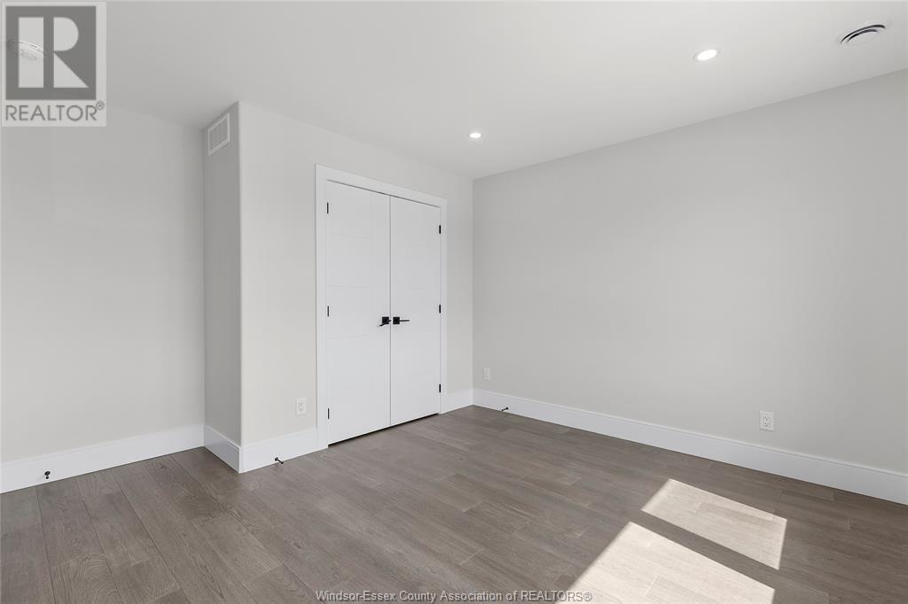 Photo 22 of 78 Noble Court, Amherstburg ON