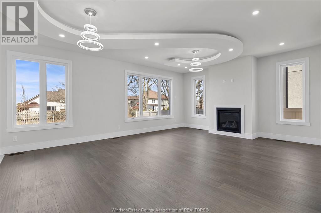 Photo 5 of 78 Noble Court, Amherstburg ON
