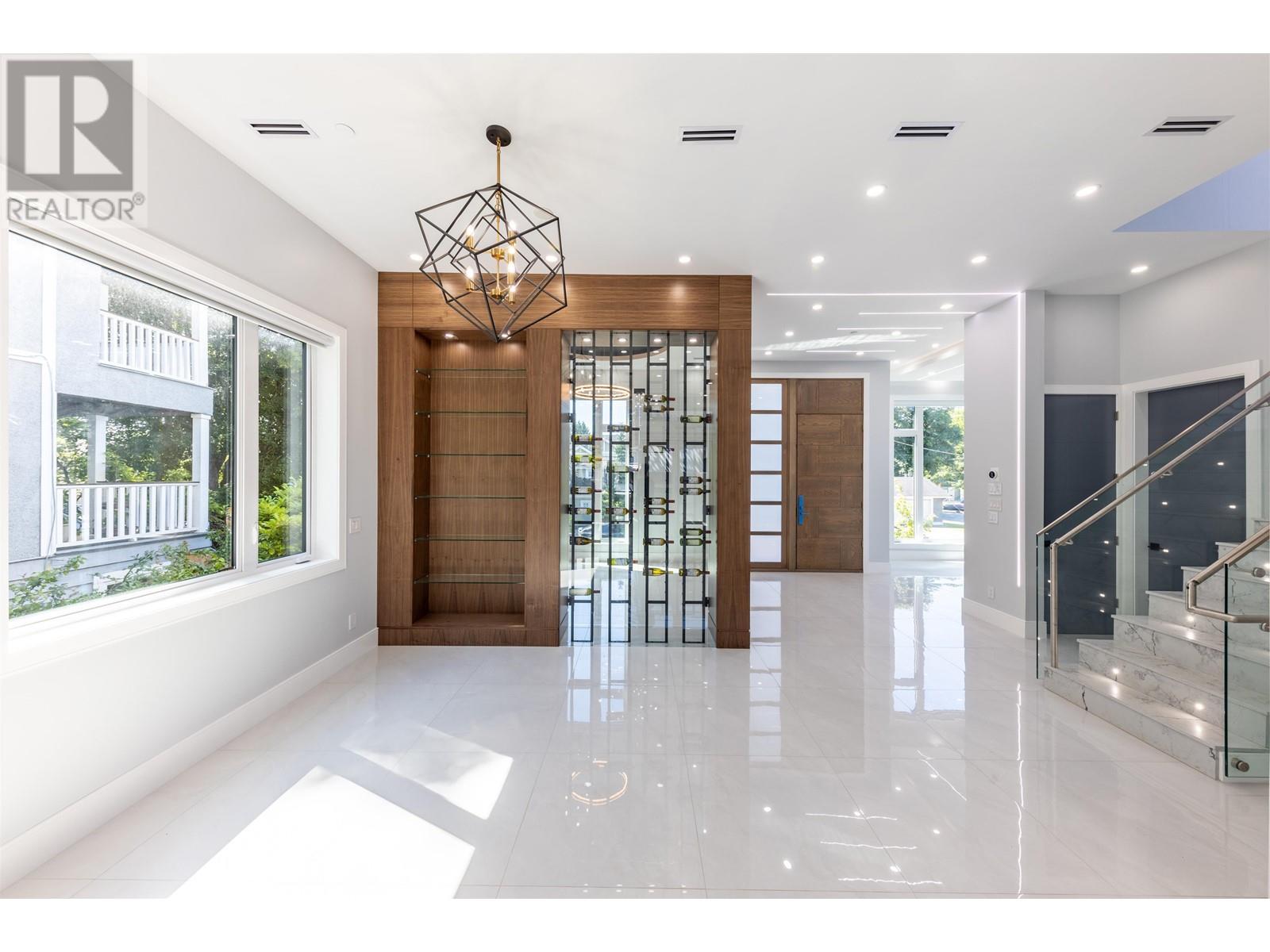 3587 MAYFAIR AVENUE, Vancouver