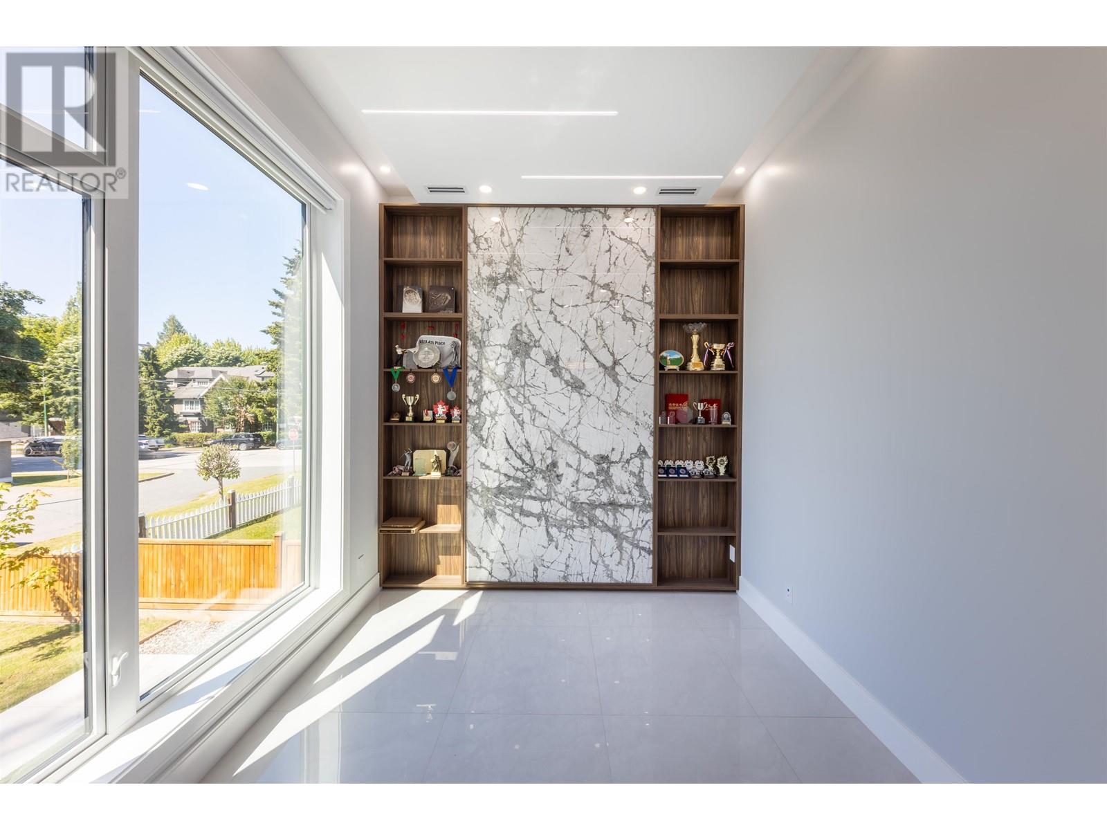 3587 MAYFAIR AVENUE, Vancouver