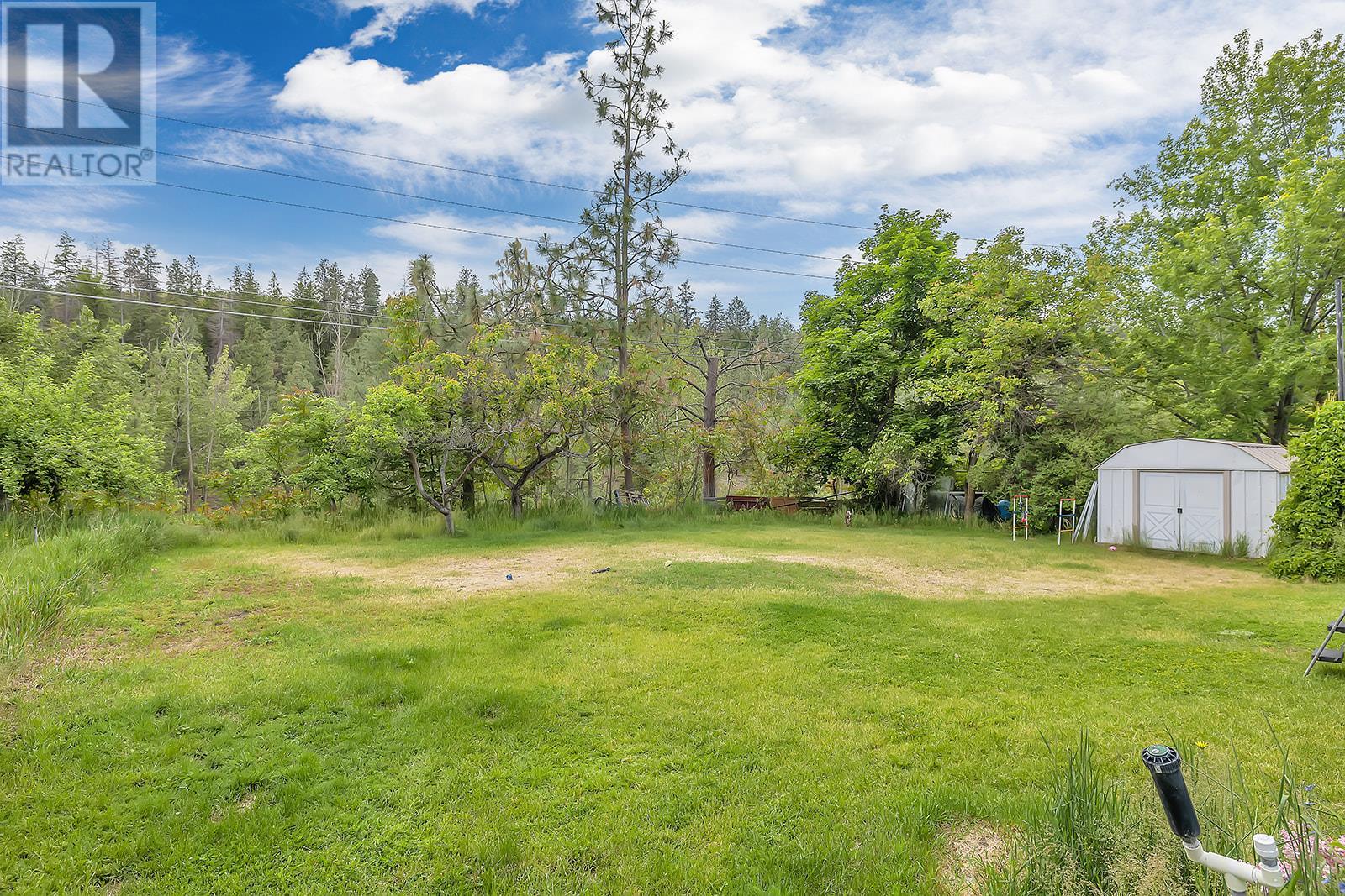  811 Tamarack Drive, Kelowna