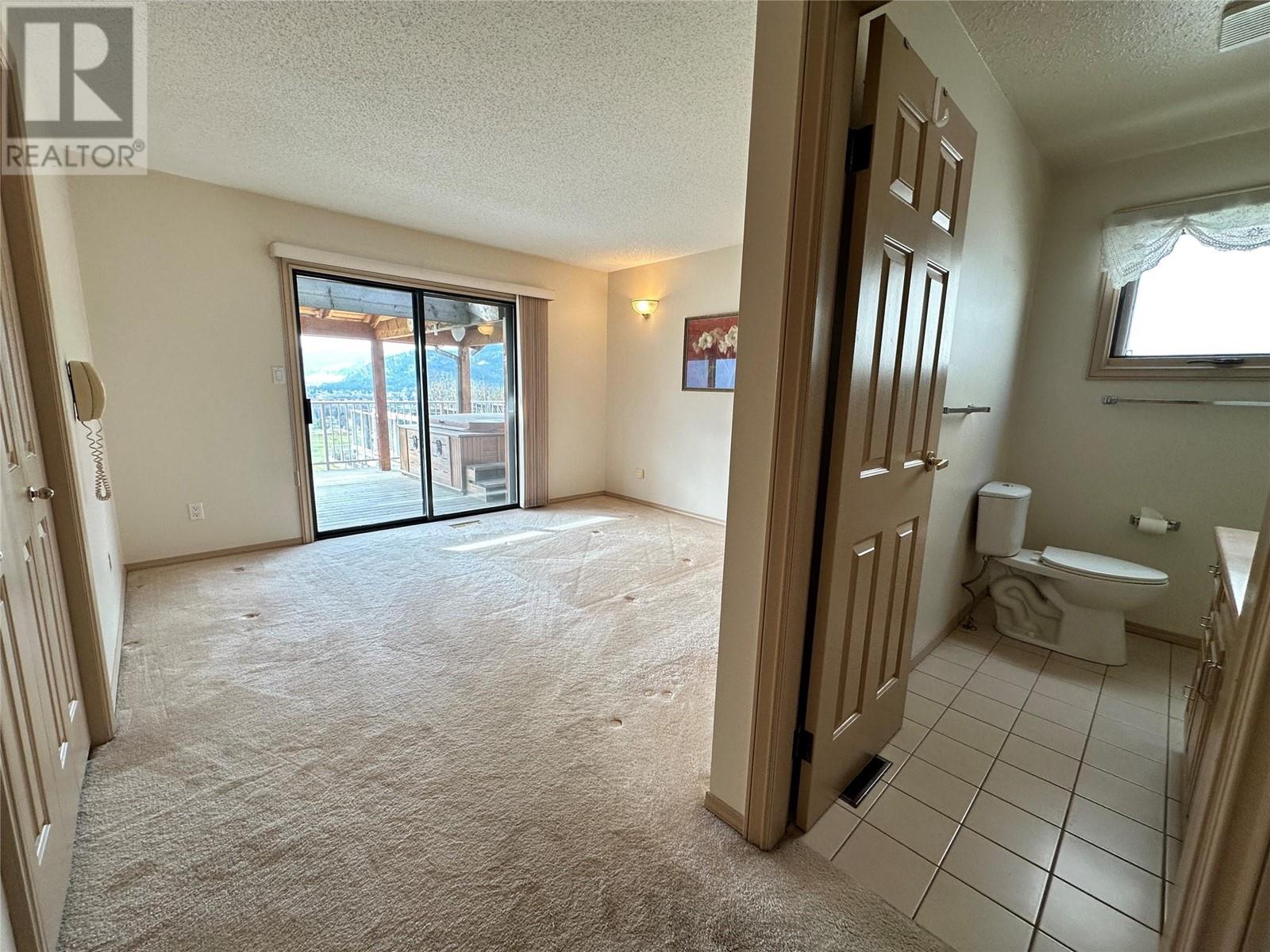 7493 Valley Heights Drive, Grand Forks