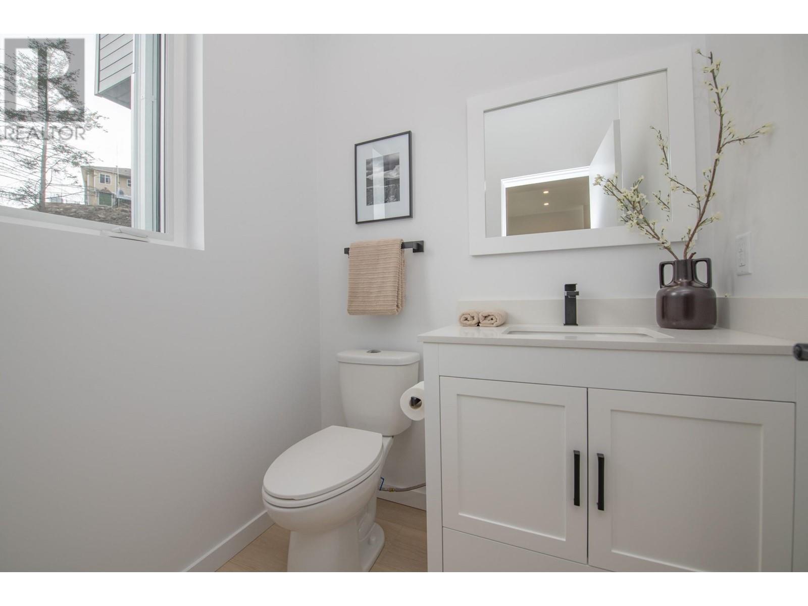 Photo 14 of 9188 Tronson Road Unit 3, Vernon BC