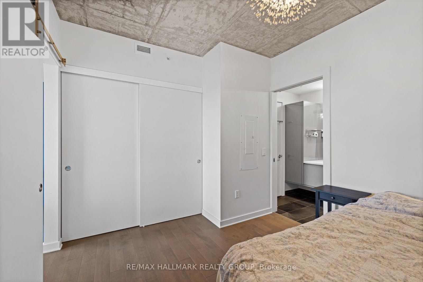 Photo 14 of 607 135 Barrette Street, Ottawa ON