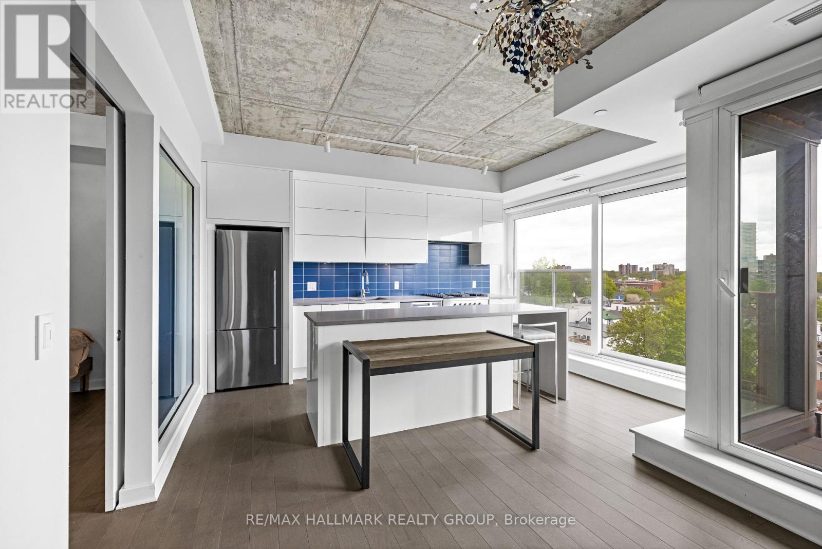 Photo 3 of 607 135 Barrette Street, Ottawa ON