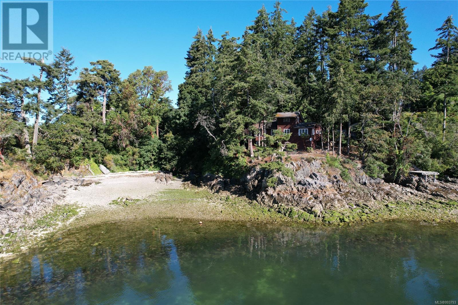131 Morningside Dr, Salt Spring