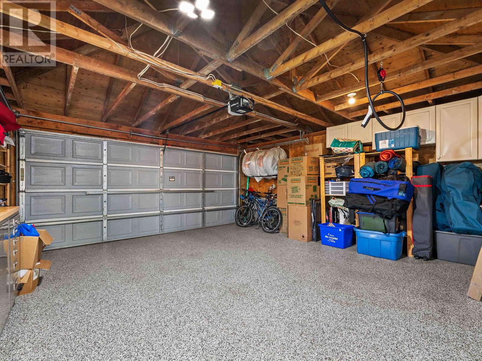 1075 ADDERLEY STREET, North Vancouver