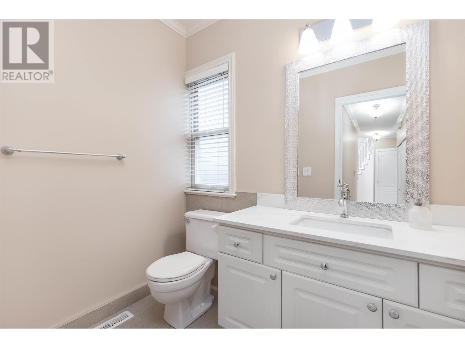 1279 ELDON ROAD, North Vancouver