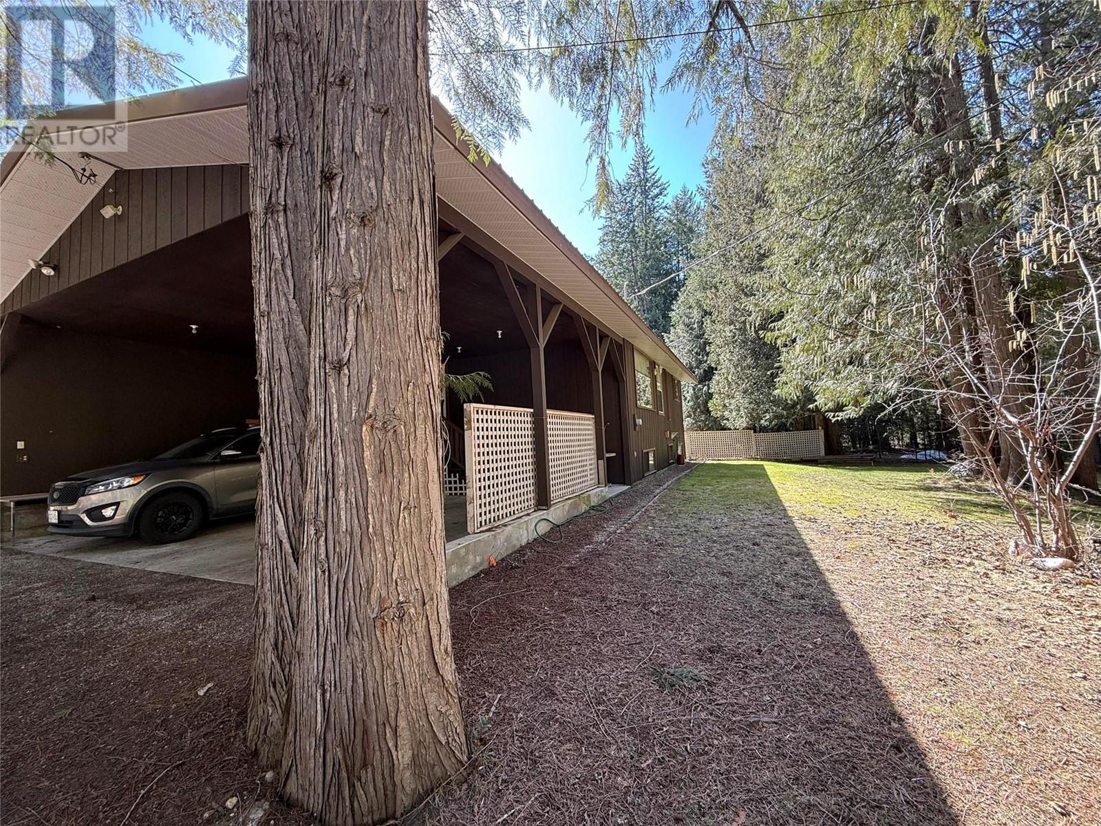 Photo 16 of 5640 Rays Road, Winlaw BC