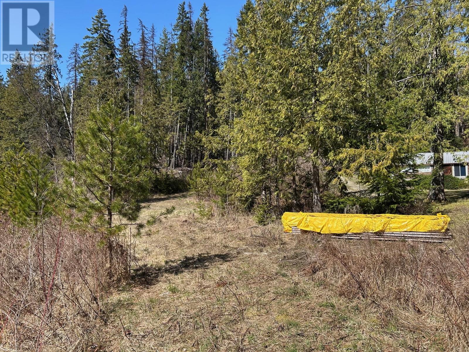 Photo 17 of 7416 3 A Highway, Balfour BC