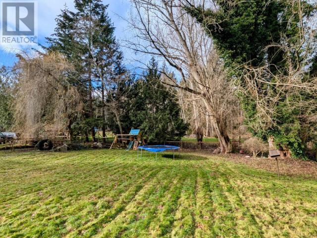 5395 YUKON AVE, Powell River