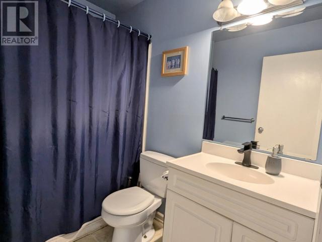 5395 YUKON AVE, Powell River
