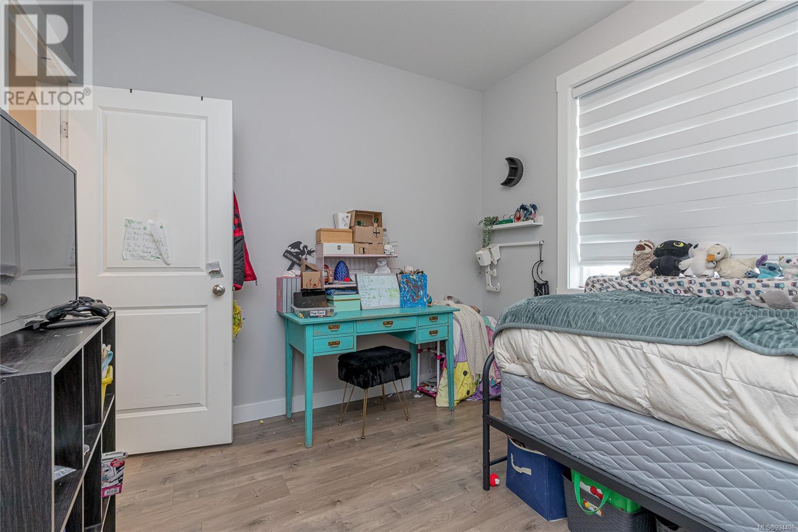 Photo 22 of 664 Eighth St, Nanaimo BC