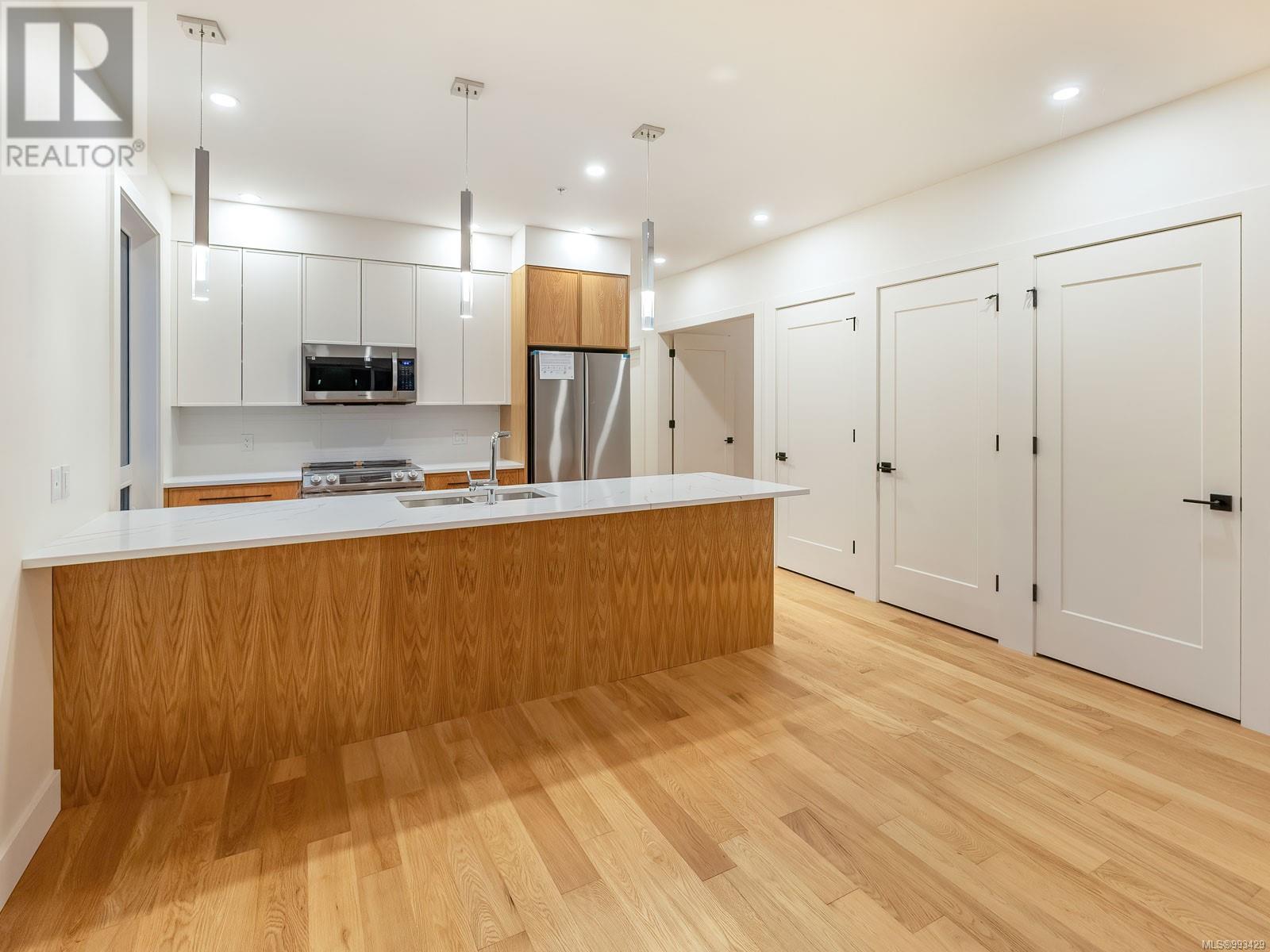 116 463 Hirst Ave, Parksville real estate listing 993429