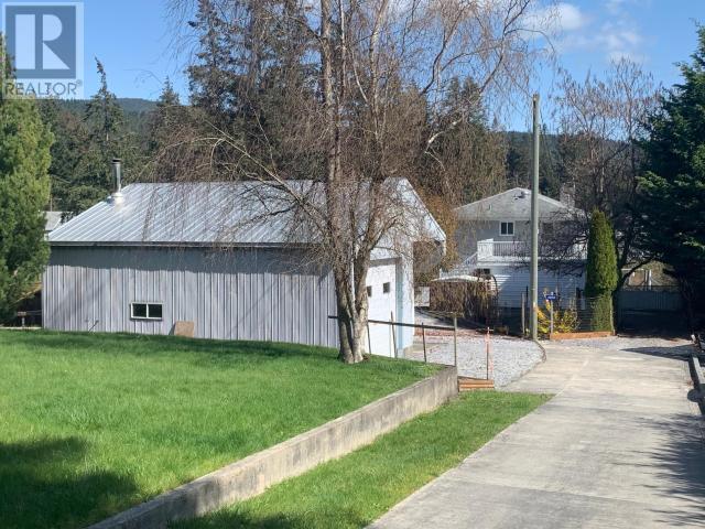4856 SANDERSON ROAD, Texada Island