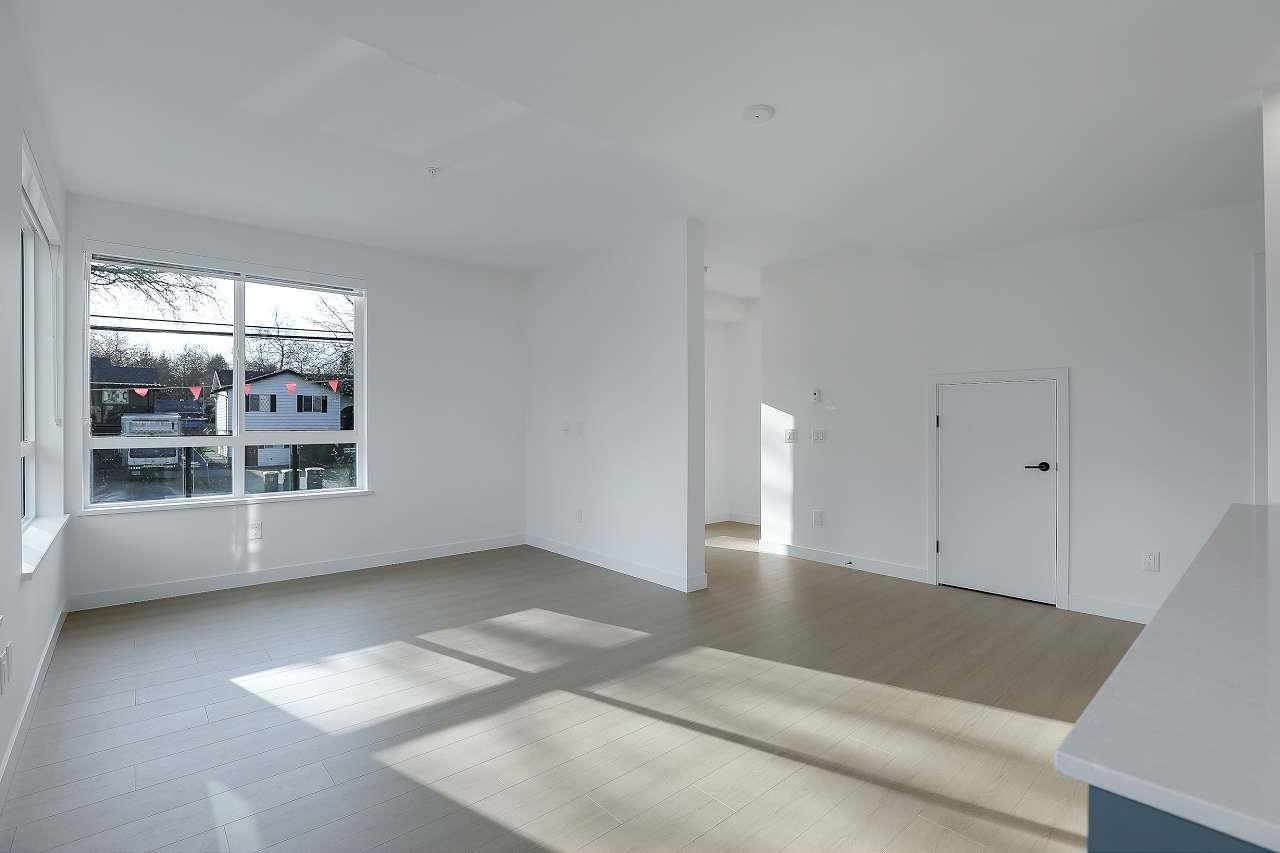 Photo 11 of Th 4 9456 134 Street, Surrey BC