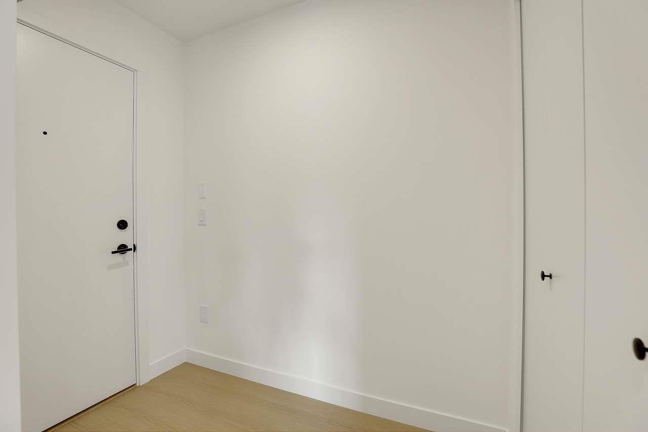 Photo 25 of Th 4 9456 134 Street, Surrey BC