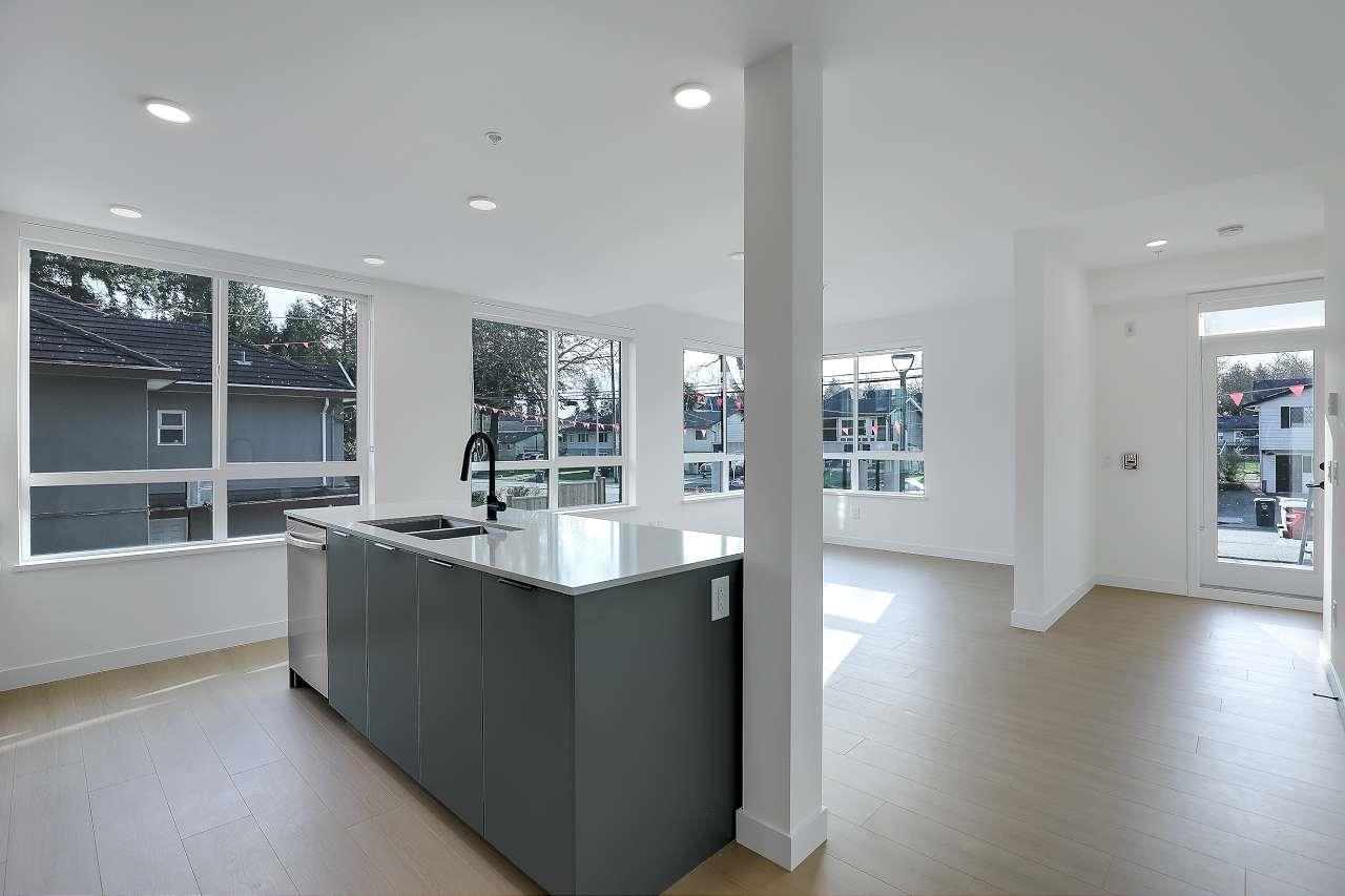 Photo 19 of Th 4 9456 134 Street, Surrey BC