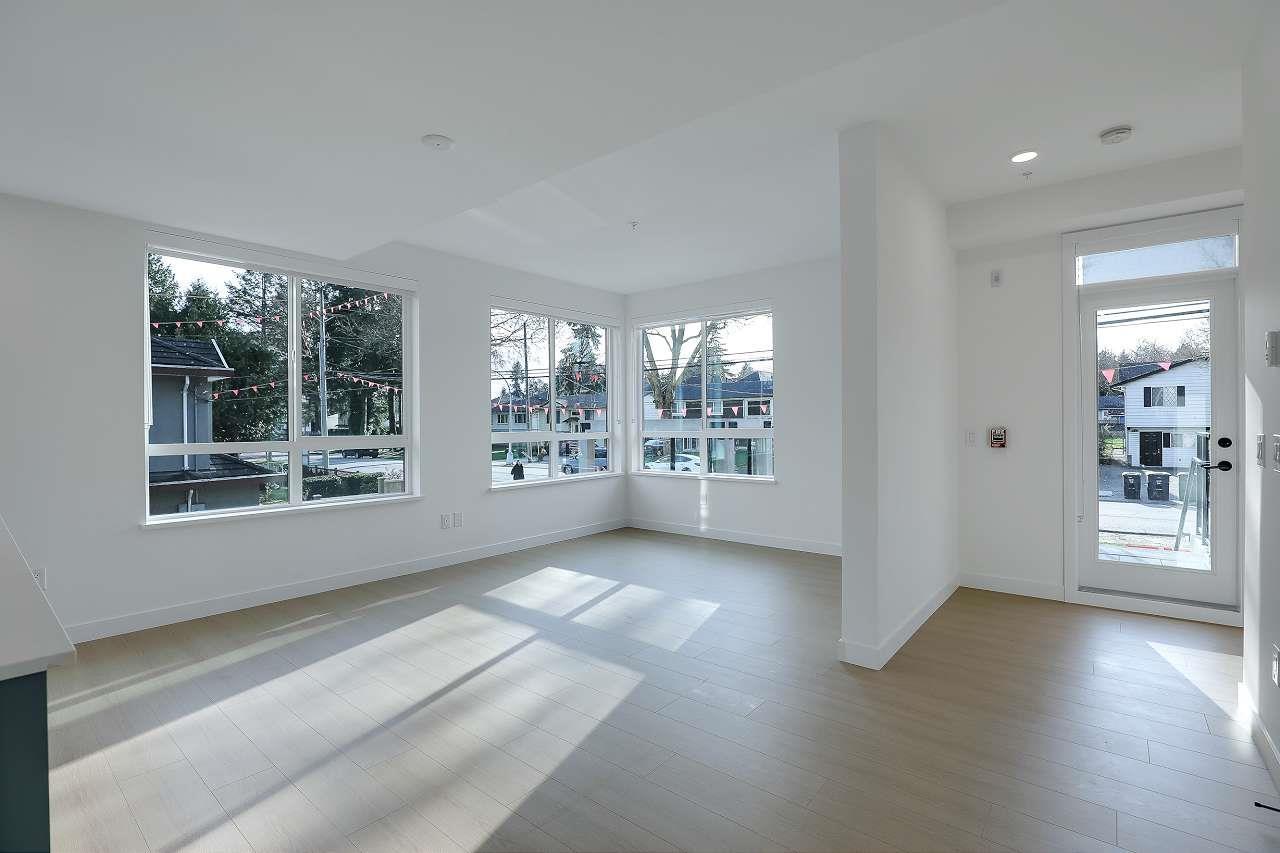 Photo 9 of Th 4 9456 134 Street, Surrey BC