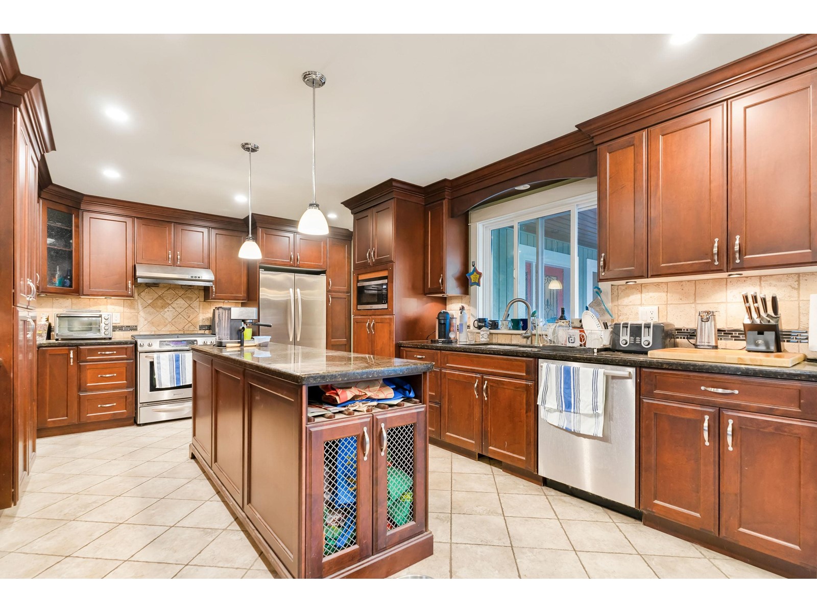 Photo 18 of 5010 236 Street, Langley BC