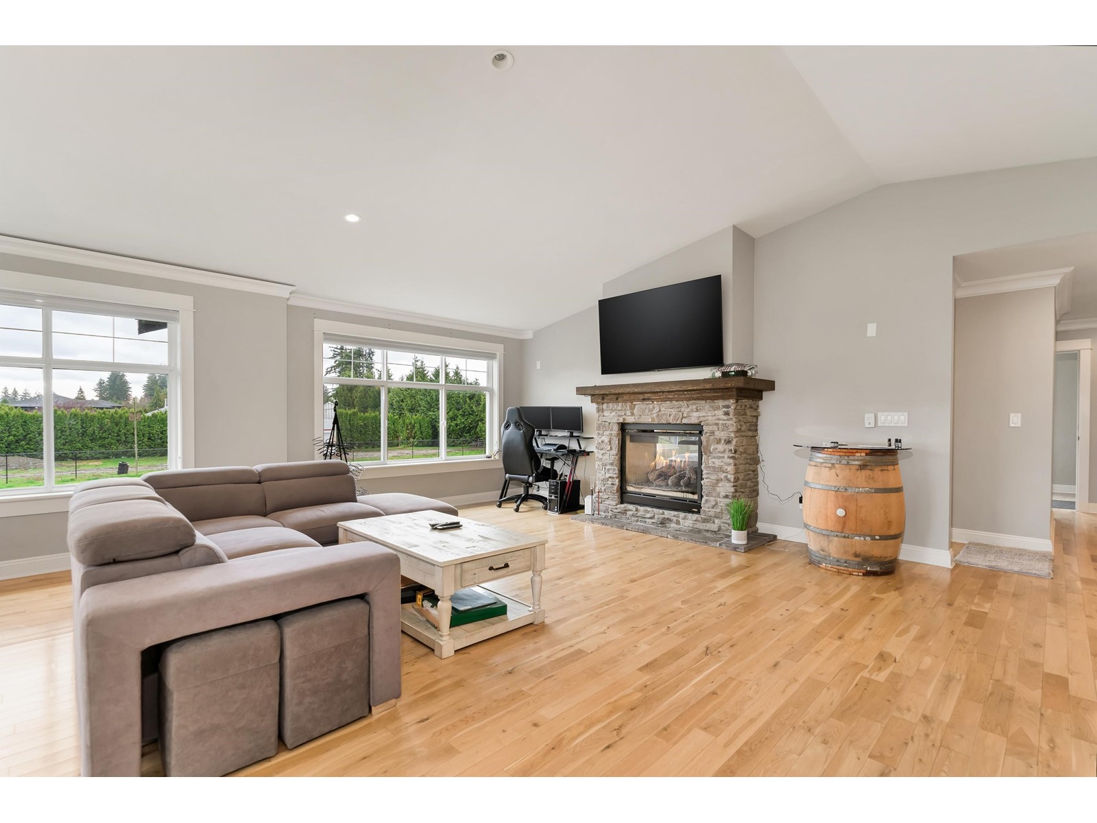 Photo 14 of 5010 236 Street, Langley BC