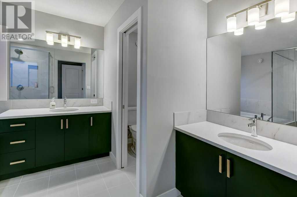 Single Family House for Sale in  Edith Place NW Glacier Ridge Calgary 