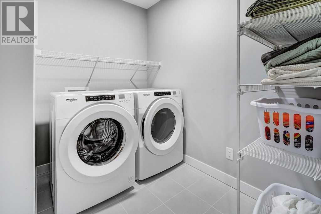 Single Family House for Sale in  Edith Place NW Glacier Ridge Calgary 
