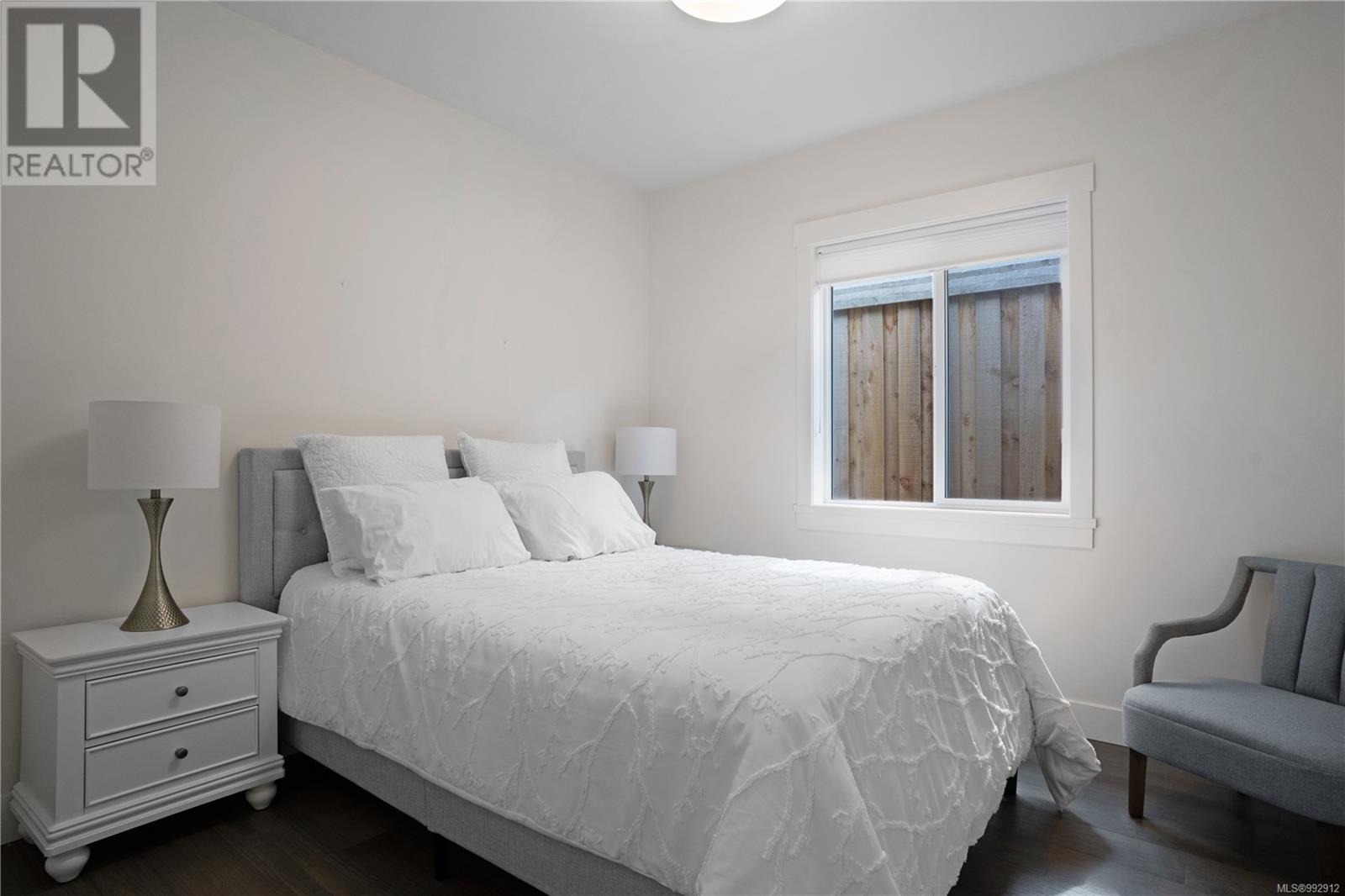 600 Rainbow Way, Parksville