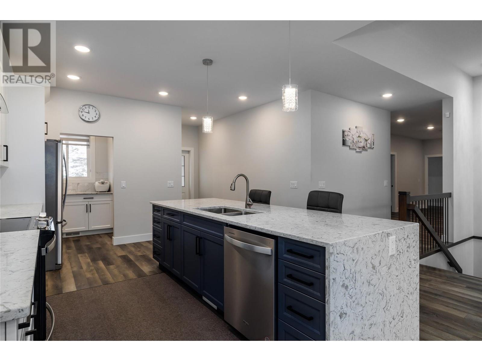  2811 Canyon Crest Drive, West Kelowna