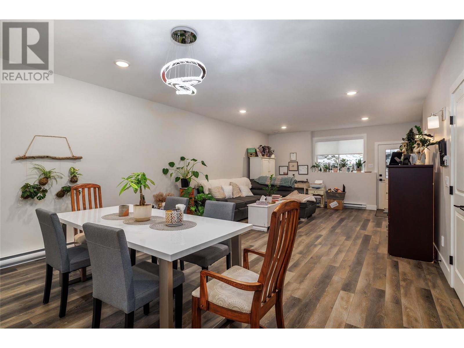  2811 Canyon Crest Drive, West Kelowna