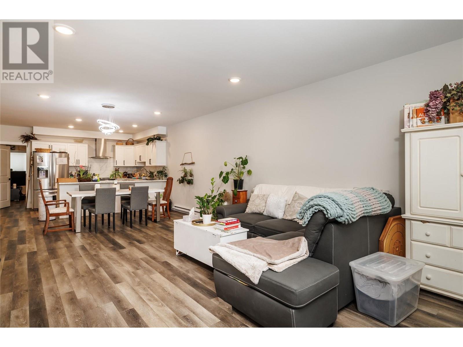  2811 Canyon Crest Drive, West Kelowna