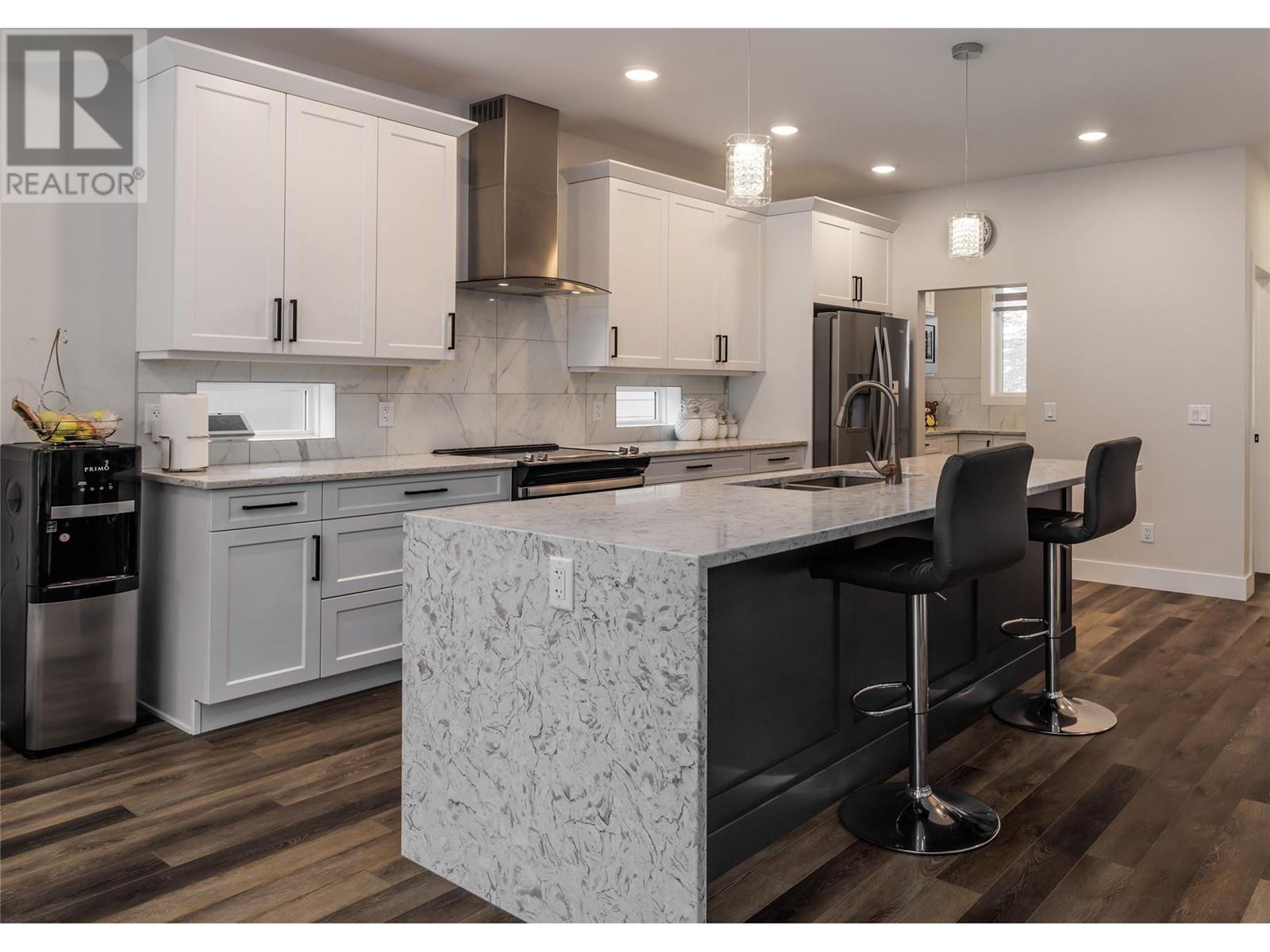  2811 Canyon Crest Drive, West Kelowna