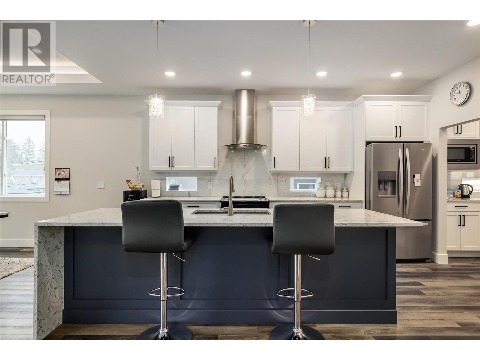  2811 Canyon Crest Drive, West Kelowna