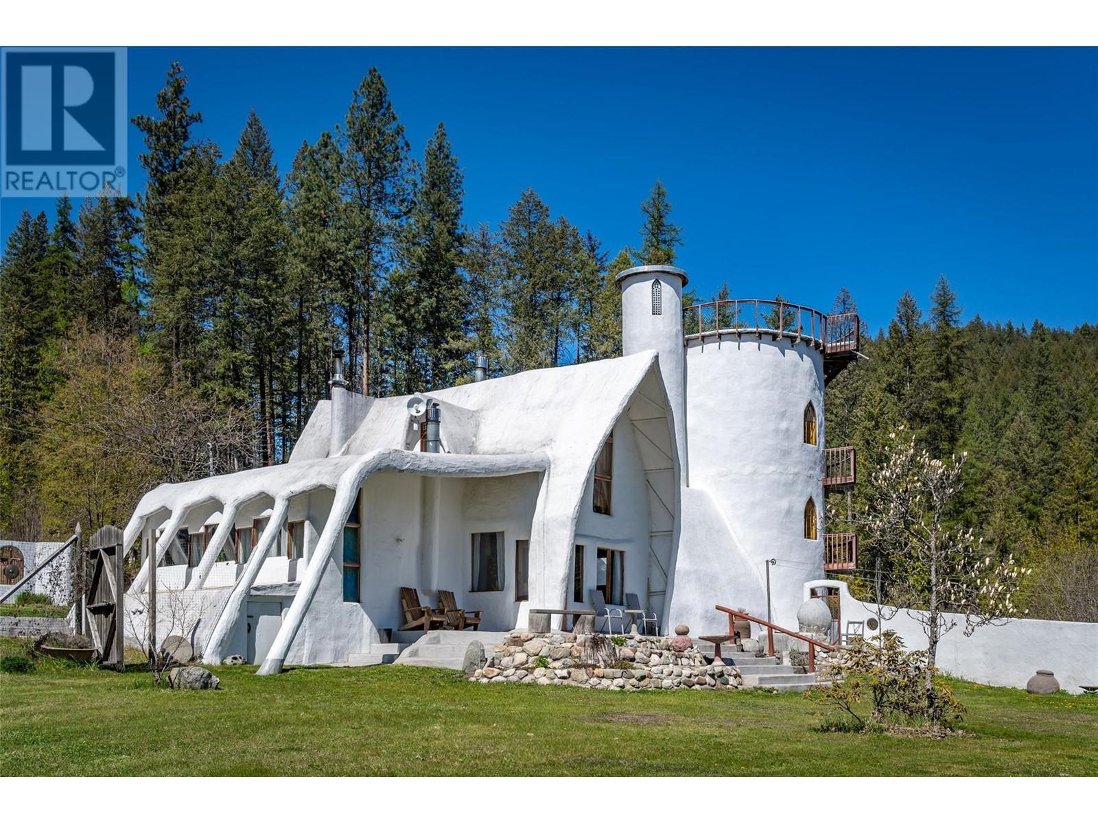 1450 Stewart Creek Road, Christina Lake