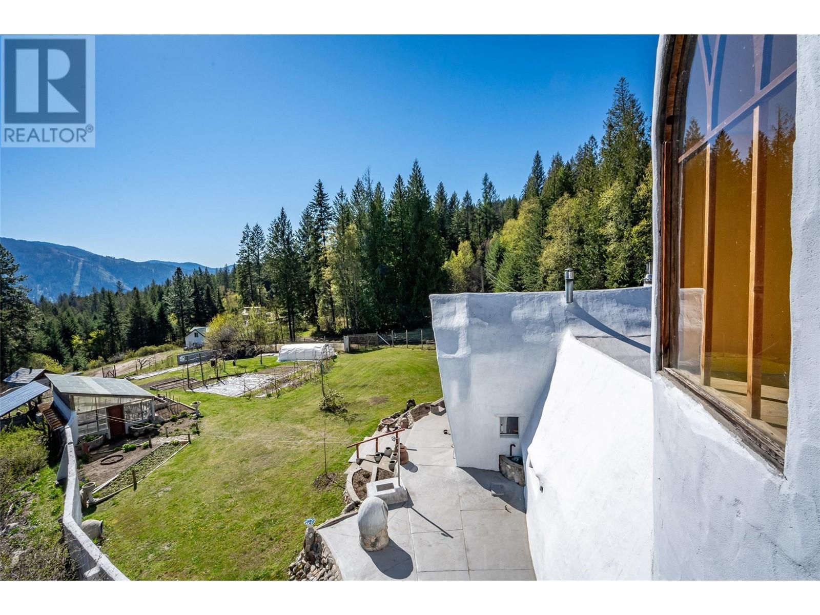 1450 Stewart Creek Road, Christina Lake
