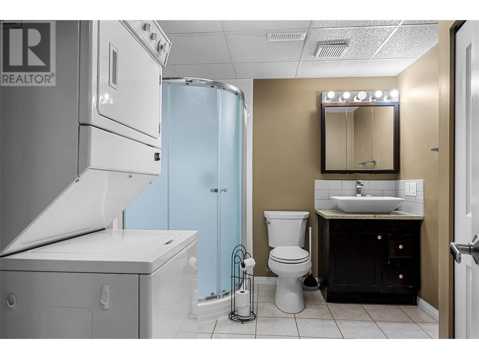 #32 1950 BRAEVIEW PLACE - Image 28