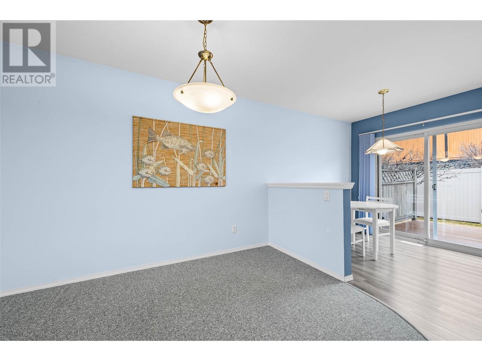 #32 1950 BRAEVIEW PLACE - Image 6