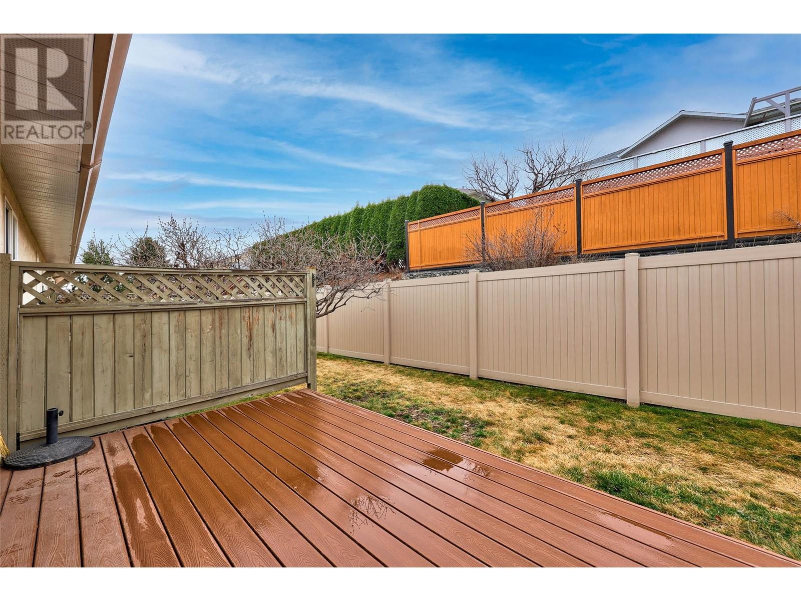 #32 1950 BRAEVIEW PLACE - Image 34